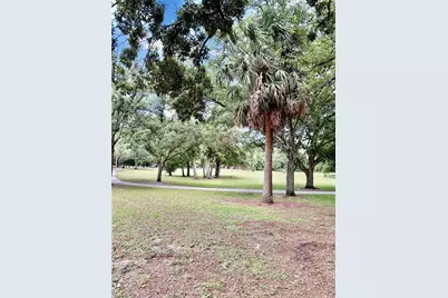 10002 Takomah Trl, Tampa, FL 33617 - Photo 36