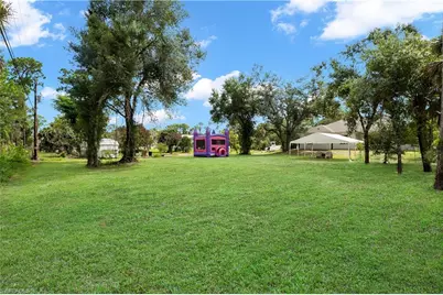 619 Sheldon Ave, Lehigh Acres, FL 33936 - Photo 8