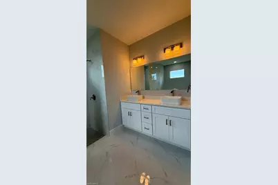 1622 NW 18th Ter, Cape Coral, FL 33993 - Photo 12
