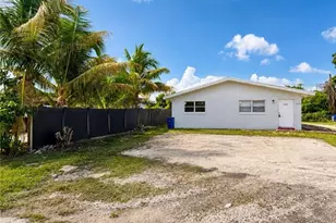 1572 Cypress Dr, Fort Myers, FL 33907 - Photo 18