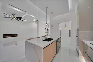 853 SW 15th Ave, Cape Coral, FL 33991 - Photo 12