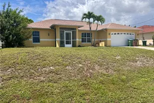 1209 SW 39th St, Cape Coral, FL 33914 - Photo 1
