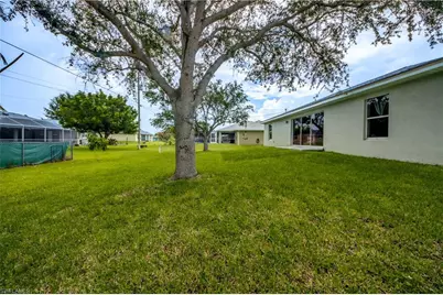 625 SW 11th Ter, Cape Coral, FL 33991 - Photo 48