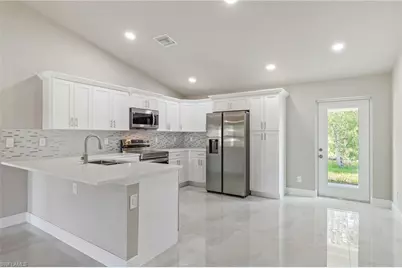 134 Greenbriar Blvd, Lehigh Acres, FL 33972 - Photo 8