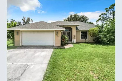 1726 Trafalgar Pkwy, Cape Coral, FL 33991 - Photo 4