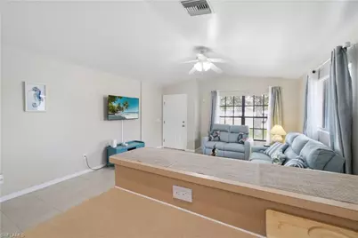 1712 SW Santa Barbara Pl, Cape Coral, FL 33991 - Photo 6