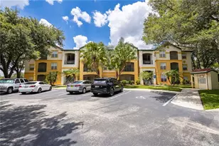 11480 Villa Grand, Fort Myers, FL 33913 - Photo 2