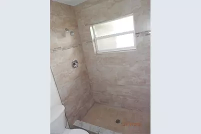 2410 NE 6th St, Cape Coral, FL 33909 - Photo 6