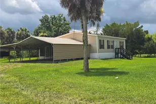 1163 Saddle Ln, Moore Haven, FL 33471 - Photo 2