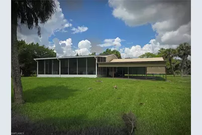 1163 Saddle Ln, Moore Haven, FL 33471 - Photo 6