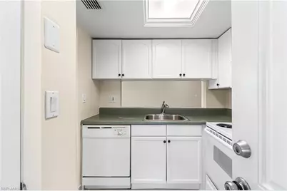 5837 Queen Elizabeth Way #3, Fort Myers, FL 33907 - Photo 6