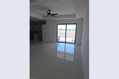 404 Chiquita Blvd N, Cape Coral, FL 33993 - Photo 2