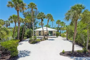 2539 Coconut Dr, Sanibel, FL 33957 - Photo 1