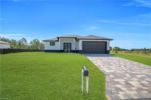 800 Pine Ave, Lehigh Acres, FL 33972 - Photo 2