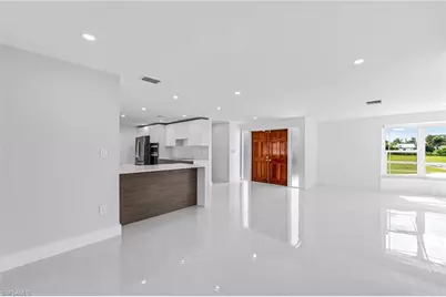 1729 Cascade Way N, North Fort Myers, FL 33917 - Photo 8