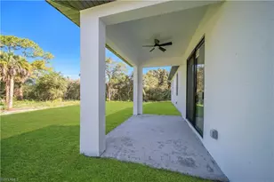 1405 Palmetto Ave, Lehigh Acres, FL 33972 - Photo 38