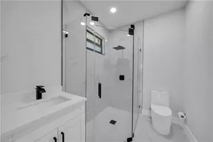 1405 Palmetto Ave, Lehigh Acres, FL 33972 - Photo 34