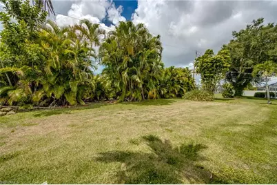 1140 SW 42nd Ter, Cape Coral, FL 33914 - Photo 46