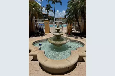 15625 Ocean Walk Cir #202, Fort Myers, FL 33908 - Photo 4