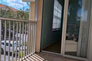 9025 Colby Dr, Fort Myers, FL 33919 - Photo 14