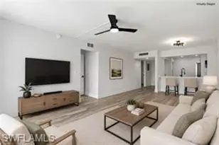 1085 Forest Lakes Dr, Naples, FL 34105 - Photo 2