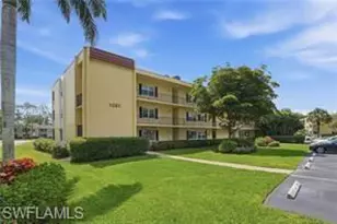 1085 Forest Lakes Dr, Naples, FL 34105 - Photo 24