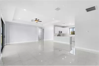 2602 Diplomat Pkwy W, Cape Coral, FL 33993 - Photo 8