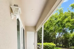 9575 Roundstone Cir, Fort Myers, FL 33967 - Photo 8