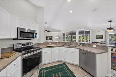 1804 SW 1st Ave, Cape Coral, FL 33991 - Photo 8