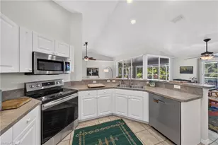 1804 SW 1st Ave, Cape Coral, FL 33991 - Photo 8
