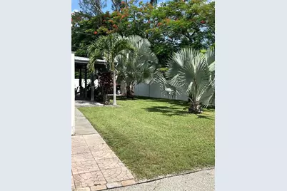 1343 Woodmere Ln, Fort Myers, FL 33919 - Photo 12