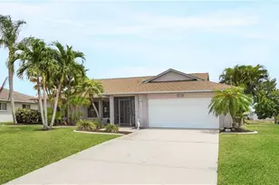 618 W Archer Parkway, Cape Coral, FL 33904 - Photo 4