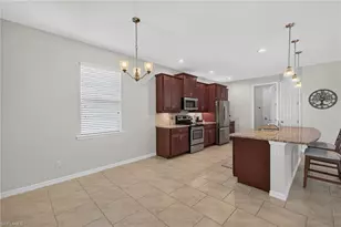 3000 Sunset Pointe Cir, Cape Coral, FL 33914 - Photo 12