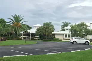 9262 Palm Island Cir, North Fort Myers, FL 33903 - Photo 44
