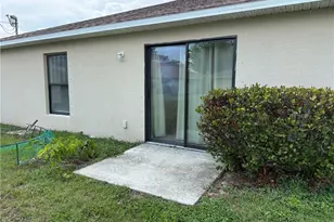1248 SE 8th St, Cape Coral, FL 33990 - Photo 14