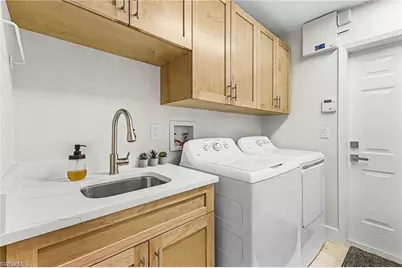 2207 SW 52nd St, Cape Coral, FL 33914 - Photo 18