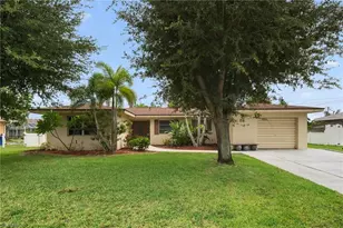 1444 Covington Cir W, Fort Myers, FL 33919 - Photo 1