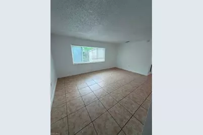 2148 Dora St #9, Fort Myers, FL 33901 - Photo 10