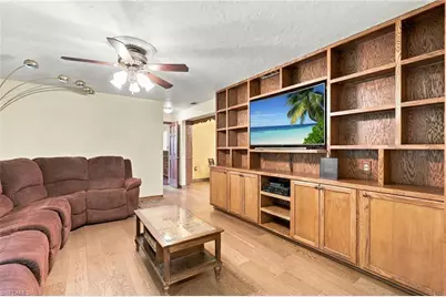 10910 Irish Ln, Fort Myers, FL 33905 - Photo 16