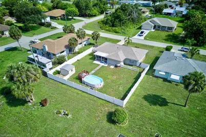 1253 Fleetwood Dr NW, Port Charlotte, FL 33948 - Photo 4