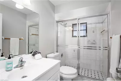 120 SW 46th St, Cape Coral, FL 33914 - Photo 6