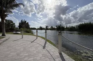 2633 NW 24th St, Cape Coral, FL 33993 - Photo 18
