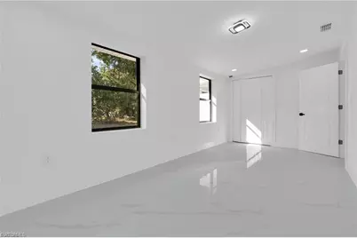 356 New York Dr, Fort Myers, FL 33905 - Photo 14