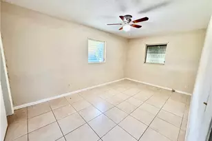 27 Apache St, Lehigh Acres, FL 33936 - Photo 12