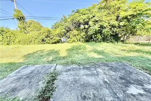 27 Apache St, Lehigh Acres, FL 33936 - Photo 18