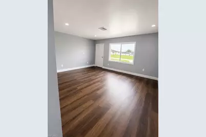 138 Gordon Ave S, Lehigh Acres, FL 33973 - Photo 2