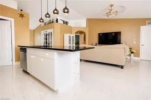 507 Diplomat Pkwy E, Cape Coral, FL 33909 - Photo 12