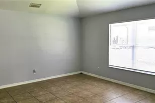 3003 Gilbert Ave S, Lehigh Acres, FL 33973 - Photo 8