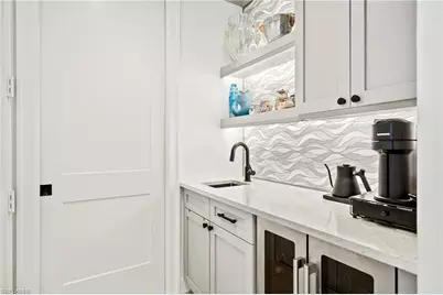 1111 Central Ave #403, Naples, FL 34102 - Photo 6