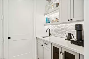 1111 Central Ave, Naples, FL 34102 - Photo 6